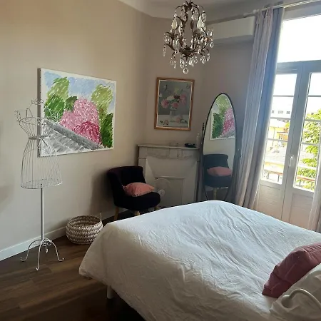 Large 4br W Private Garden